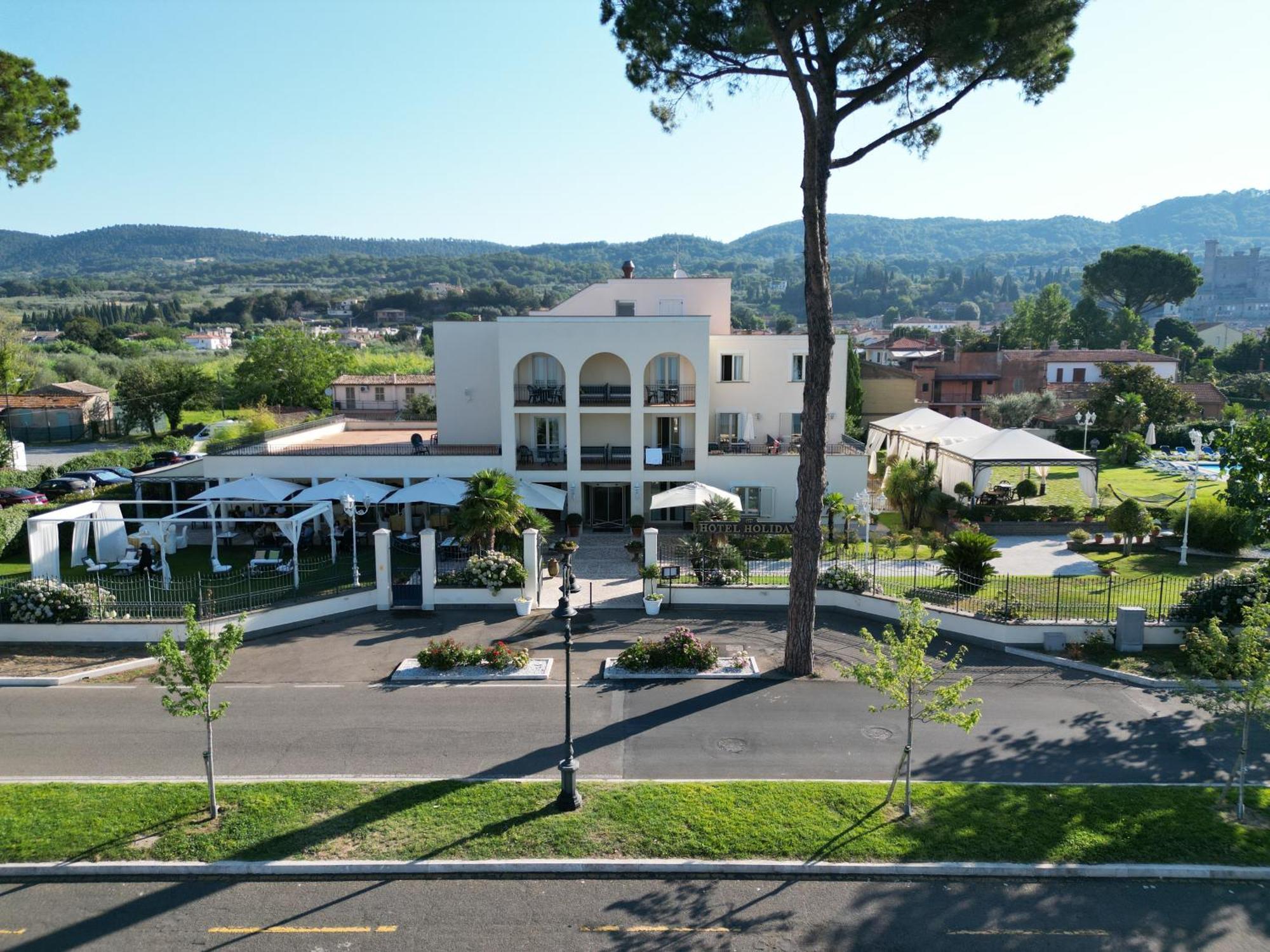 Hotel Holiday Sul Lago Больсена Екстер'єр фото